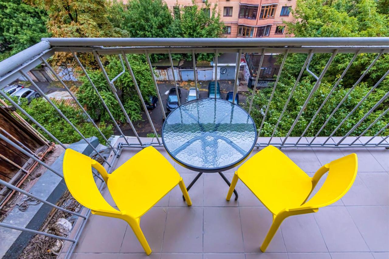 Kyiv Saksahanskoho Apart Hotel Buitenkant foto