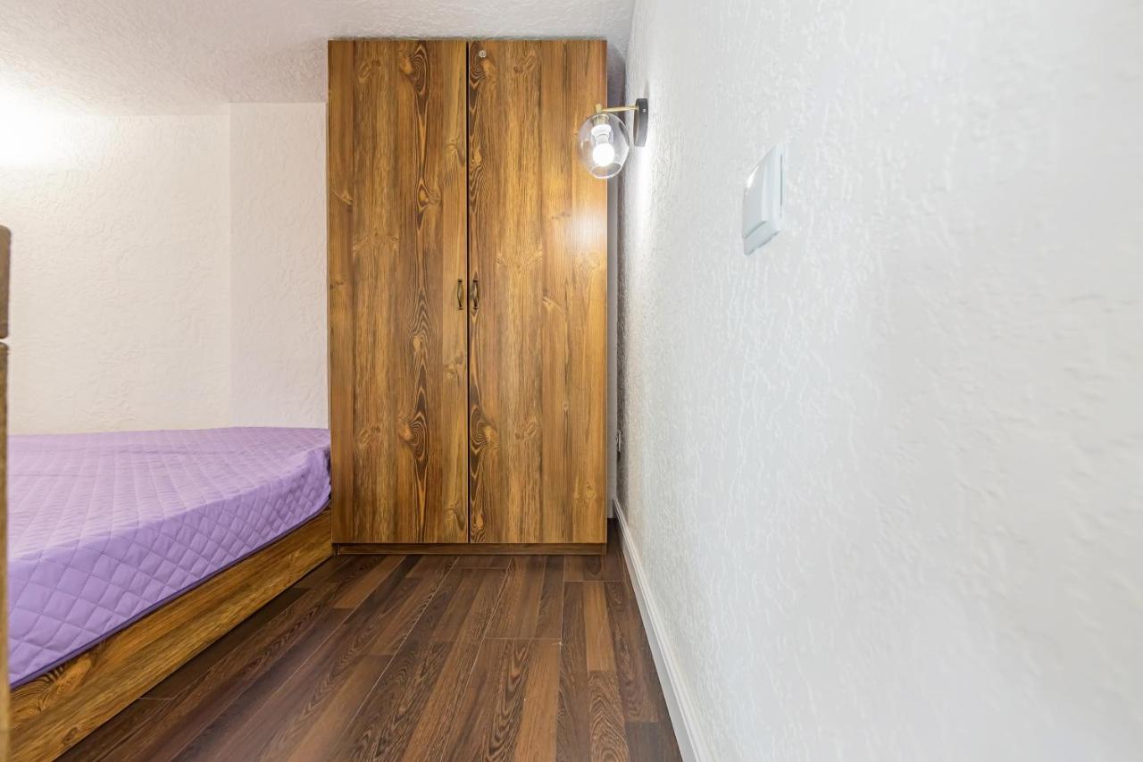 Kyiv Saksahanskoho Apart Hotel Buitenkant foto